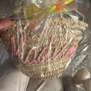 Straw basket